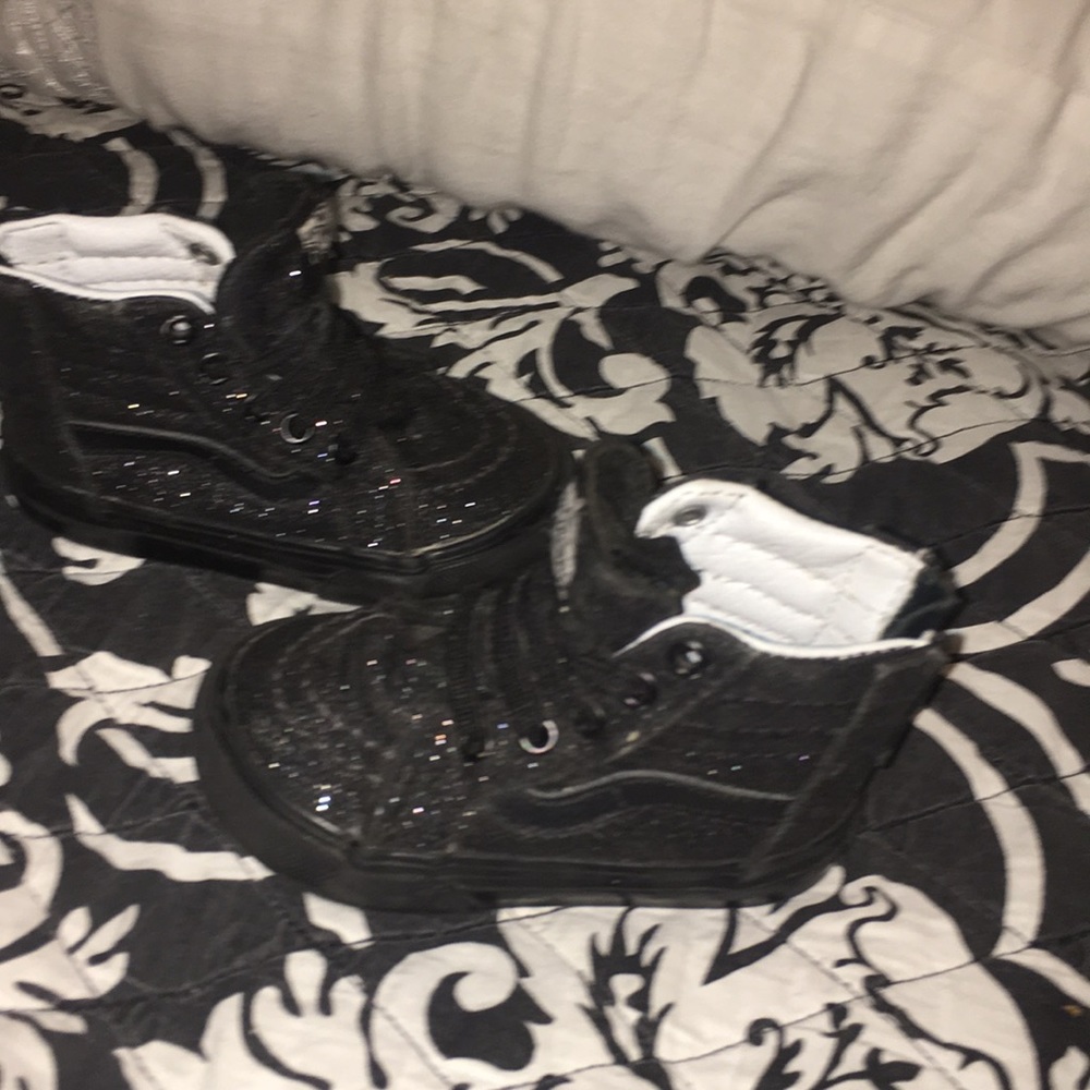 TODD VANS small zipper backs 4.5 $15